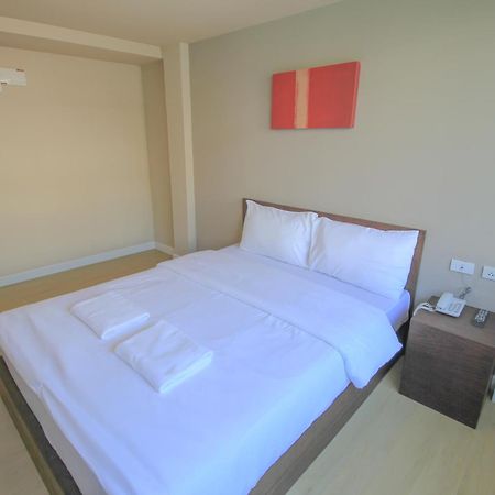 The Sea Bangsaen Hotel Экстерьер фото