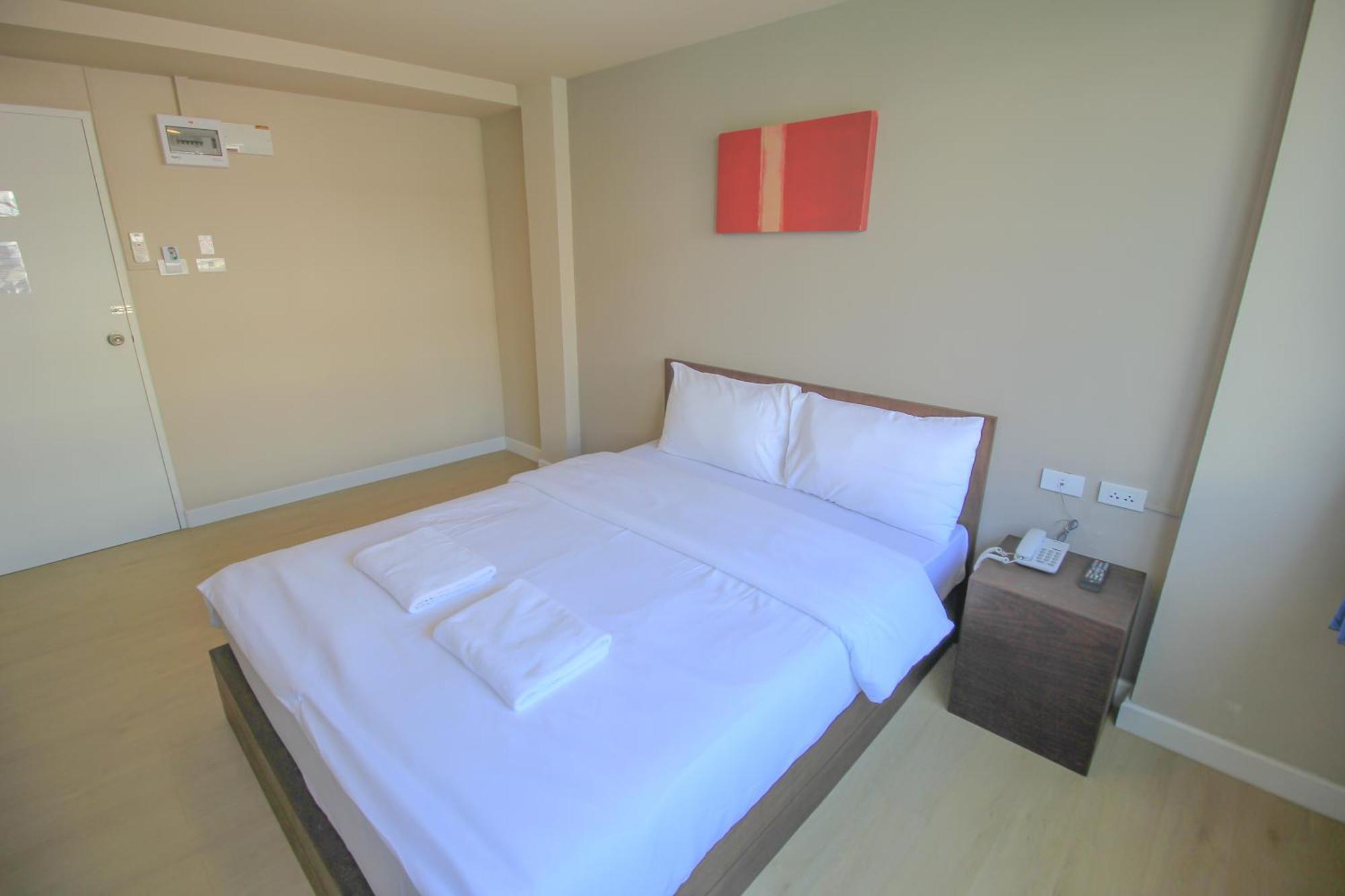 The Sea Bangsaen Hotel Экстерьер фото